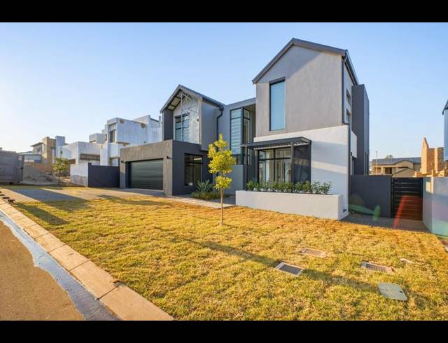 4 BEDROOM HOUSE FOR SALE IN FOUNTAINBROOK ESTATE